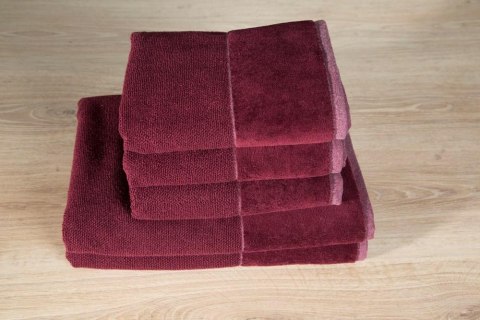 Ręcznik Lucy 70x140 bordowy 500g/m2 Eurofirany Ręcznik Lucy 70x140 bordowy 500g/m2 Eurofirany