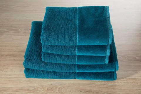Ręcznik Lucy 70x140 turkusowy ciemny 500g/m2 Eurofirany Ręcznik Lucy 70x140 turkusowy ciemny 500g/m2 Eurofirany