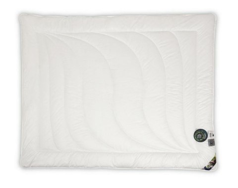 Kołdra antyalergiczna 200x200 BioPercal ciepła 1800g biała delikatny perkal 100% bawełna AMZ Kołdra antyalergiczna 200x200 BioPercal ciepła 1800g biała delikatny perkal 100% bawełna AMZ