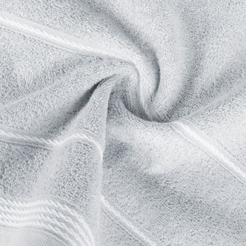 Ręcznik Mira 70x140 srebrny 05 frotte 500 g/m2 Eurofirany Ręcznik Mira 70x140 srebrny 05 frotte 500 g/m2 Eurofirany