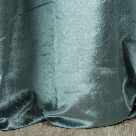 Zasłona gotowa na przelotkach 140x250 Mady turkusowa ciemna welurowa Eurofirany Zasłona gotowa na przelotkach 140x250 Mady turkusowa ciemna welurowa Eurofirany