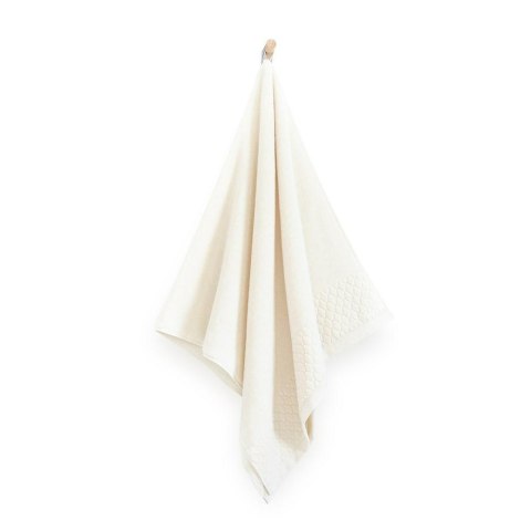 Ręcznik Carlo AG 30x50 kremowy 8549/5723 500g/m2 Ręcznik Carlo AG 30x50 kremowy 8549/5723 500g/m2