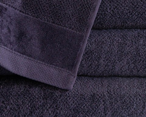 Ręcznik Vito 30x50 śliwkowy frotte bawełniany 550g/m2 Ręcznik Vito 30x50 śliwkowy frotte bawełniany 550g/m2