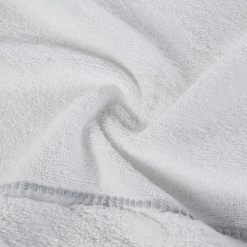 Ręcznik Mari 50x90 biały z welurową bordiurą 500g/m2 Eurofirany Ręcznik Mari 50x90 biały z welurową bordiurą 500g/m2 Eurofirany