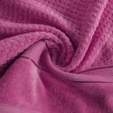 Ręcznik Jessi 70x140 amarantowy frotte 500g/m2 z fakturą wytłaczanej krateczki i welurową bordiurą Eurofirany Ręcznik Jessi 70x140 amarantowy frotte 500g/m2 z fakturą wytłaczanej krateczki i welurową bordiurą Eurofirany