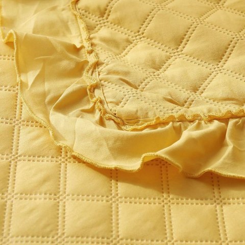 Narzuta z falbanką 160x220 Ruffy musztardowa Ruffy falbanka romby glamour dekoracyjna Narzuta z falbanką 160x220 Ruffy musztardowa Ruffy falbanka romby glamour dekoracyjna