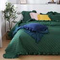 Narzuta z falbanką 160x220 Ruffy zielona butelkowa falbanka romby glamour dekoracyjna Narzuta z falbanką 160x220 Ruffy zielona butelkowa falbanka romby glamour dekoracyjna