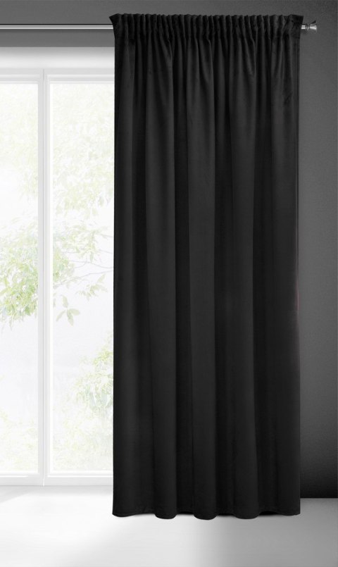 Zasłona 140x270 Sibel czarna welurowa gotowa na taśmie Pierre Cardin Zasłona 140x270 Sibel czarna welurowa gotowa na taśmie Pierre Cardin