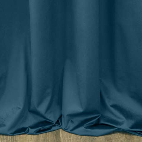Zasłona 140x270 Sibel niebieska ciemna welurowa gotowa na taśmie Pierre Cardin Zasłona 140x270 Sibel niebieska ciemna welurowa gotowa na taśmie Pierre Cardin