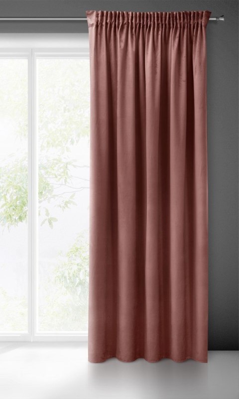 Zasłona 140x270 Sibel różowa ciemna welurowa gotowa na taśmie Pierre Cardin Zasłona 140x270 Sibel różowa ciemna welurowa gotowa na taśmie Pierre Cardin
