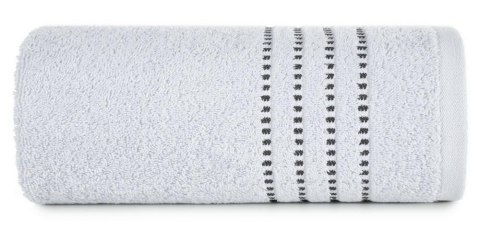 Ręcznik 30x50 Fiore srebrny 500g/m2 frotte ozdobiony bordiurą w postaci cienkich paseczków Eurofirany Ręcznik 30x50 Fiore srebrny 500g/m2 frotte ozdobiony bordiurą w postaci cienkich paseczków Eurofirany