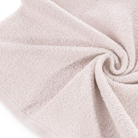 Ręcznik Gładki 1 30x50 pudrowy 400g/m2 frotte Eurofirany Ręcznik Gładki 1 30x50 pudrowy 400g/m2 frotte Eurofirany