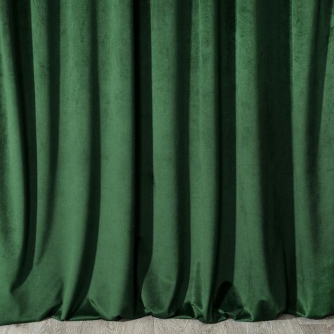 Zasłona 140x250 Melanie zielona ciemna welurowa gotowa na przelotkach Eurofirany Zasłona 140x250 Melanie zielona ciemna welurowa gotowa na przelotkach Eurofirany
