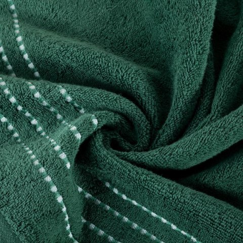 Ręcznik 30x50 Fiore zielony ciemny 500g/m2 frotte ozdobiony bordiurą w postaci cienkich paseczków Eurofirany Ręcznik 30x50 Fiore zielony ciemny 500g/m2 frotte ozdobiony bordiurą w postaci cienkich paseczków Eurofirany