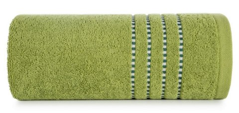 Ręcznik 70x140 Fiore oliwkowy 500g/m2 frotte ozdobiony bordiurą w postaci cienkich paseczków Eurofirany Ręcznik 70x140 Fiore oliwkowy 500g/m2 frotte ozdobiony bordiurą w postaci cienkich paseczków Eurofirany