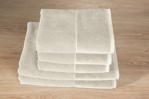 Ręcznik Lucy 30x50 beżowy 500g/m2 frotte Eurofirany Ręcznik Lucy 30x50 beżowy 500g/m2 frotte Eurofirany