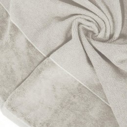 Ręcznik Lucy 30x50 kremowy 500g/m2 frotte Eurofirany
