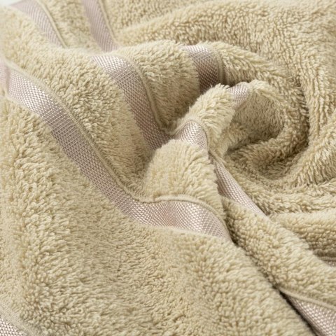 Ręcznik Madi 30x50 beżowy 500g/m2 frotte Eurofirany Ręcznik Madi 30x50 beżowy 500g/m2 frotte Eurofirany