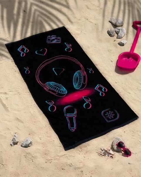 Ręcznik plażowy 70x140 Słuchawki Świat muzyki nutki serduszka czarny 1101 dziecięcy bawełniany młodzieżowy mikrofon Ręcznik plażowy 70x140 Słuchawki Świat muzyki nutki serduszka czarny 1101 dziecięcy bawełniany młodzieżowy mikrofon