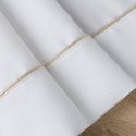 Obrus 145x240 Madele biały złota lamówka w pudełku Eurofirany Obrus 145x240 Madele biały złota lamówka w pudełku Eurofirany