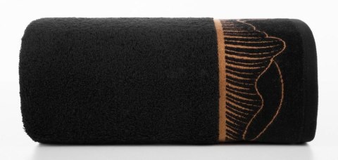 Ręcznik 70x140 Peonia 1 czarny liście płatki peonii 500g/2 frotte Limited Collection Eurofirany Ręcznik 70x140 Peonia 1 czarny liście płatki peonii 500g/2 frotte Limited Collection Eurofirany