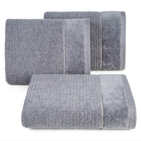 Ręcznik Glory 2 50x90 grafitowy z welurową bordiurą i srebrną nicią 500g/m2 frotte Eurofirany Ręcznik Glory 2 50x90 grafitowy z welurową bordiurą i srebrną nicią 500g/m2 frotte Eurofirany