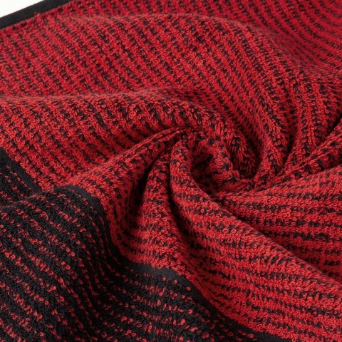 Ręcznik Leon 30x50 czarny czerwony z żakardowym wzorem w paski frotte 500g/m2 Eurofirany Ręcznik Leon 30x50 czarny czerwony z żakardowym wzorem w paski frotte 500g/m2 Eurofirany