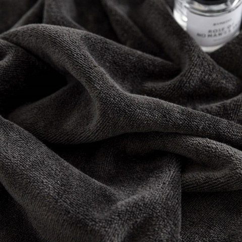 Ręcznik szybkoschnący 30x30 Active czarny z mikrofibry 380g/m2 Ręcznik szybkoschnący 30x30 Active czarny z mikrofibry 380g/m2