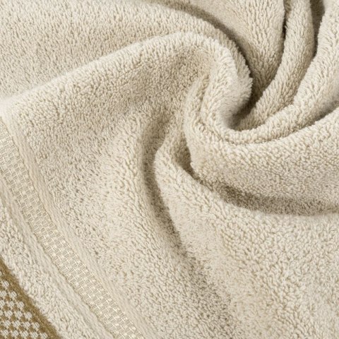 Ręcznik 50x90 Kinga beżowy z ozdobną bordiurą w pasy 485g/m2 frotte Eurofirany Ręcznik 50x90 Kinga beżowy z ozdobną bordiurą w pasy 485g/m2 frotte Eurofirany