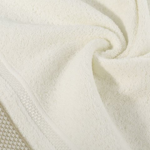 Ręcznik 50x90 Kinga kremowy z ozdobną bordiurą w pasy 485g/m2 frotte Eurofirany Ręcznik 50x90 Kinga kremowy z ozdobną bordiurą w pasy 485g/m2 frotte Eurofirany