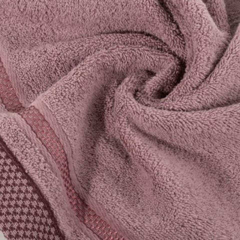 Ręcznik 50x90 Kinga liliowy ciemny z ozdobną bordiurą w pasy 485g/m2 frotte Eurofirany Ręcznik 50x90 Kinga liliowy ciemny z ozdobną bordiurą w pasy 485g/m2 frotte Eurofirany