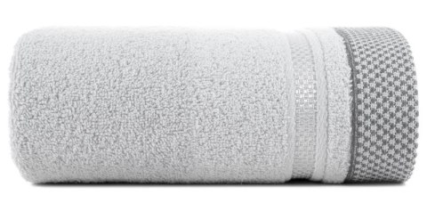 Ręcznik 50x90 Kinga srebrny z ozdobną bordiurą w pasy 485g/m2 frotte Eurofirany Ręcznik 50x90 Kinga srebrny z ozdobną bordiurą w pasy 485g/m2 frotte Eurofirany