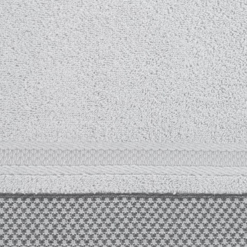 Ręcznik 50x90 Kinga srebrny z ozdobną bordiurą w pasy 485g/m2 frotte Eurofirany Ręcznik 50x90 Kinga srebrny z ozdobną bordiurą w pasy 485g/m2 frotte Eurofirany