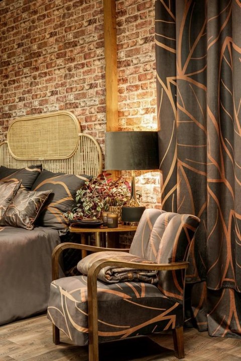 Zasłona 140x250 Alisma brązowa beżowa liście gotowa na przelotkach welurowa Limited Collection Eurofirany Zasłona 140x250 Alisma brązowa beżowa liście gotowa na przelotkach welurowa Limited Collection Eurofirany