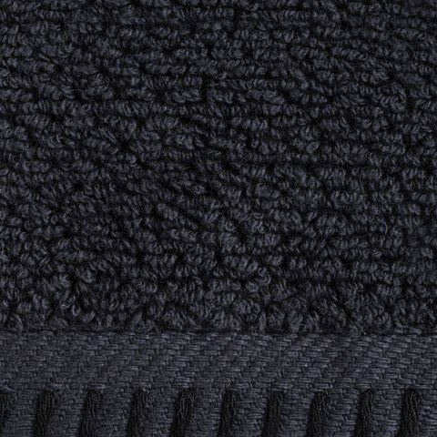 Ręcznik 50x90 Mabel czarny z kontrastującym obszyciem krawędzi frotte 500 g/m2 Eurofirany Ręcznik 50x90 Mabel czarny z kontrastującym obszyciem krawędzi frotte 500 g/m2 Eurofirany