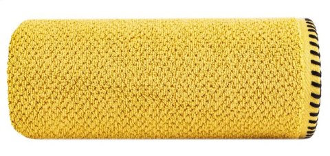 Ręcznik 50x90 Mabel musztardowy z kontrastującym obszyciem krawędzi frotte 500 g/m2 Eurofirany Ręcznik 50x90 Mabel musztardowy z kontrastującym obszyciem krawędzi frotte 500 g/m2 Eurofirany