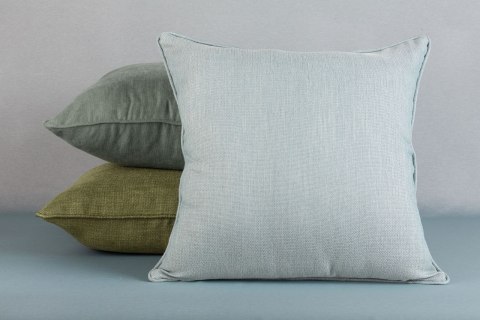 Poszewka dekoracyjna 50x50 Monte miętowa z miękkiej szenilowej tkanin z wypustką na brzegach Terra Collection Eurofirany Poszewka dekoracyjna 50x50 Monte miętowa z miękkiej szenilowej tkanin z wypustką na brzegach Terra Collection Eurofirany