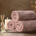Ręcznik Avinion 1 70x140 pudrowy frotte z ozdobną bordiurą w pasy 500 g/m2 Terra Collection Eurofirany Ręcznik Avinion 1 70x140 pudrowy frotte z ozdobną bordiurą w pasy 500 g/m2 Terra Collection Eurofirany
