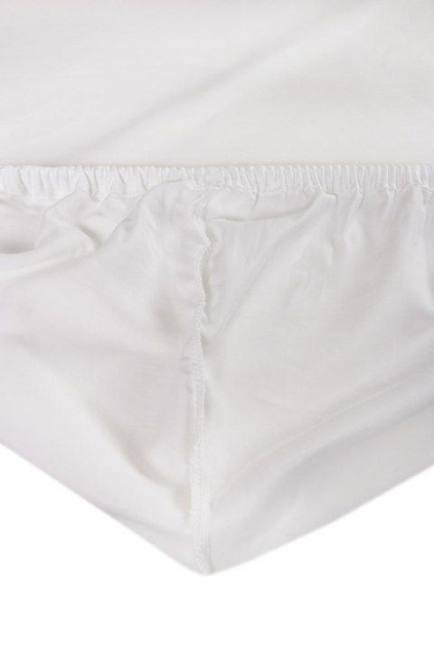 Prześcieradło jersey 130/140x190/200 z lycrą białe z gumką na wysoki materac 30 cm Jersey 2 Prześcieradło jersey 130/140x190/200 z lycrą białe z gumką na wysoki materac 30 cm Jersey 2