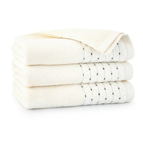 Ręcznik Oscar AB 70x140 kremowy frotte 500 g/m2 Zwoltex Ręcznik Oscar AB 70x140 kremowy frotte 500 g/m2 Zwoltex
