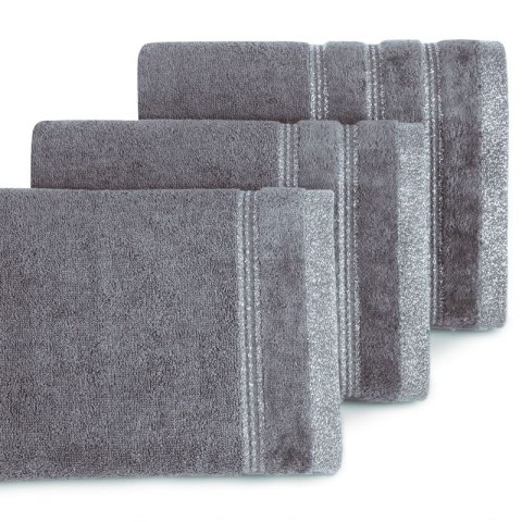 Ręcznik Glory 1 50x90 stalowy z welurową bordiurą i błyszczącą nicią 500g/m2 Eurofirany Ręcznik Glory 1 50x90 stalowy z welurową bordiurą i błyszczącą nicią 500g/m2 Eurofirany
