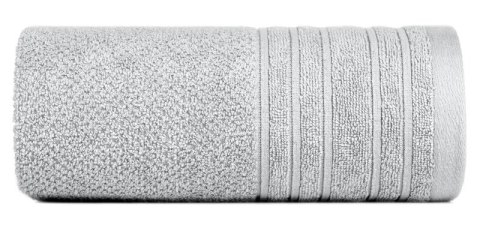 Ręcznik Glory 3 50x90 jasnopopielaty z welurową bordiurą i błyszczącą nicią 500g/m2 Eurofirany Ręcznik Glory 3 50x90 jasnopopielaty z welurową bordiurą i błyszczącą nicią 500g/m2 Eurofirany