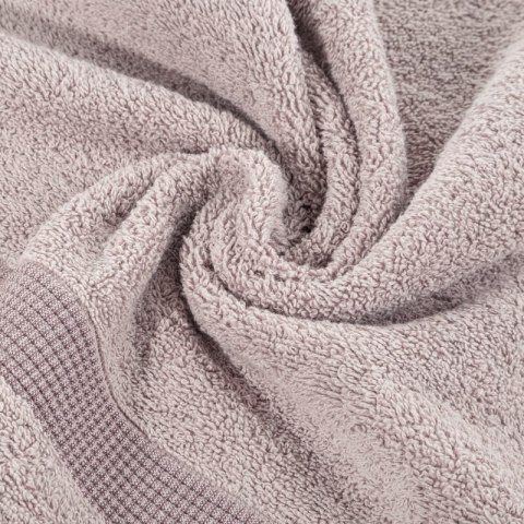 Ręcznik 70x140 Rodos pudrowy różowy 04 frotte 500g/m2 Eurofirany Ręcznik 70x140 Rodos pudrowy różowy 04 frotte 500g/m2 Eurofirany