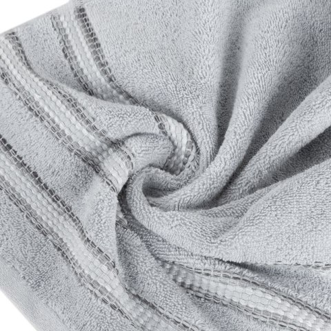 Ręcznik Selena 70x140 srebrny 500 g/m2 Eurofirany Ręcznik Selena 70x140 srebrny 500 g/m2 Eurofirany