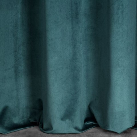 Zasłona 140x250 Melanie niebieska ciemna welurowa gotowa na przelotkach Eurofirany Zasłona 140x250 Melanie niebieska ciemna welurowa gotowa na przelotkach Eurofirany
