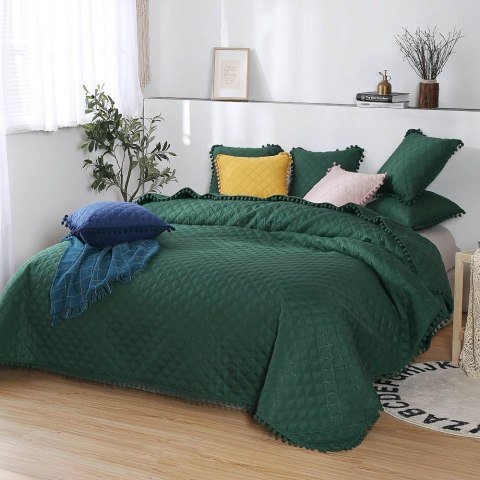 Narzuta z pomponami 240x220 zielona butelkowa Pompoo pompony romby glamour dekoracyjna Narzuta z pomponami 240x220 zielona butelkowa Pompoo pompony romby glamour dekoracyjna
