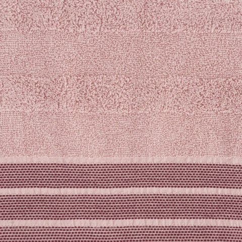 Ręcznik Pati 70x140 pudrowy różowy pasy frotte 500g/m2 Eurofirany Ręcznik Pati 70x140 pudrowy różowy pasy frotte 500g/m2 Eurofirany