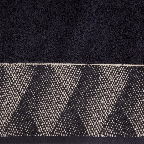 Ręcznik 70x140 Victoria 12 czarny złoty geometria 500g/2 frotte Limited Collection Eurofirany Ręcznik 70x140 Victoria 12 czarny złoty geometria 500g/2 frotte Limited Collection Eurofirany