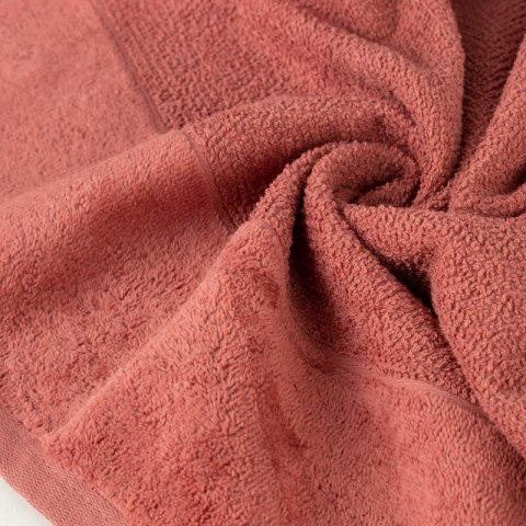 Ręcznik Lucy 70x140 marsala 500g/m2 Eurofirany Ręcznik Lucy 70x140 marsala 500g/m2 Eurofirany