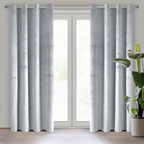 Zasłona 140x250 srebrna jasna welurowa gotowa na przelotkach Pierre Cardin 1 Zasłona 140x250 srebrna jasna welurowa gotowa na przelotkach Pierre Cardin 1